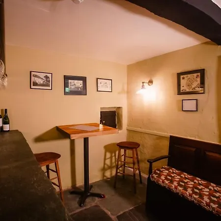 Royal Oak Hotel