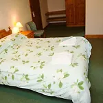 Royal Oak Hotel 3*